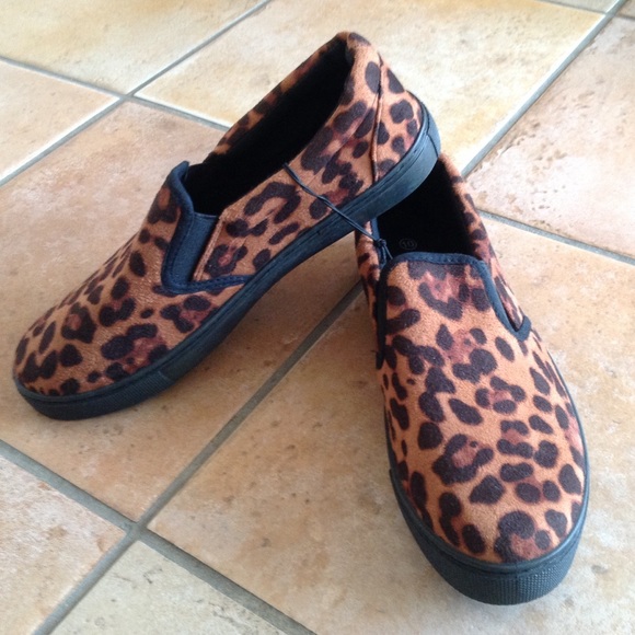 Shoes - New leopard print WOMENS shoes slip on NWT